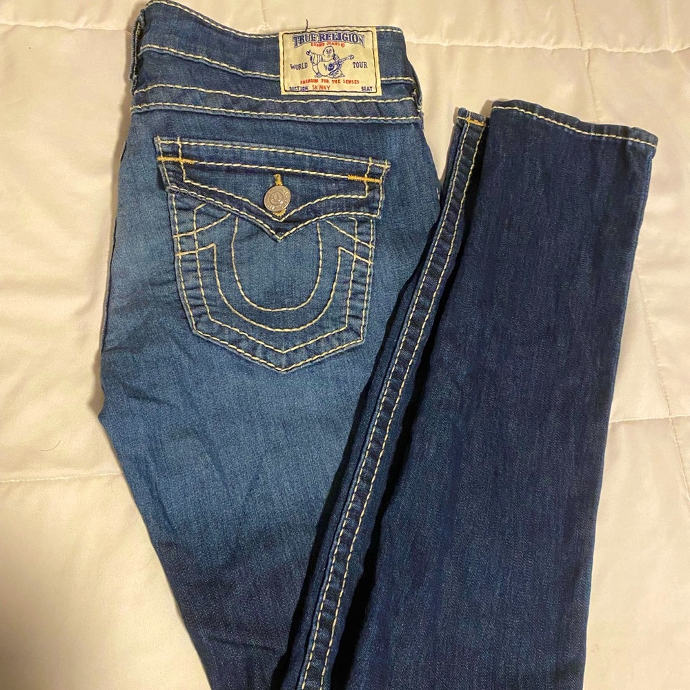 True religion WOMENS jeans. Dark wash skinny jeans. Size 30 true religion jeans